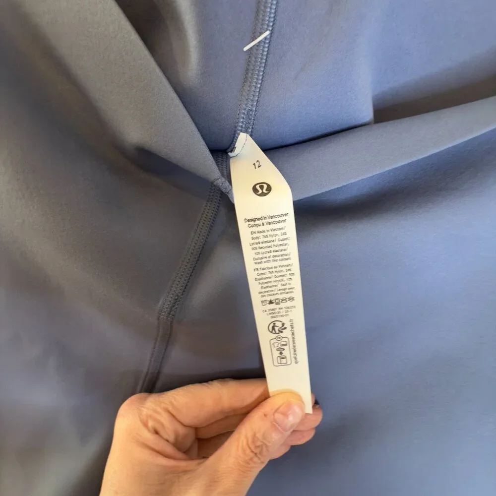 NWT Lululemon Glow Up High-Rise Tight 28" in Washed Denim Size 12 - Picture 6 of 6